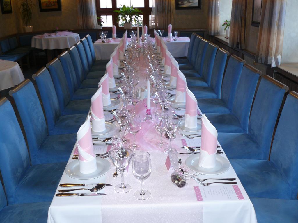 Agh Hotel